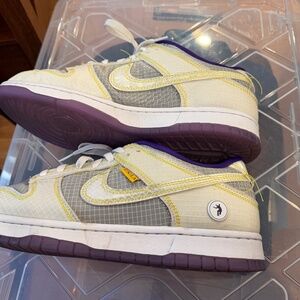 LIKE NEW Union LA + Nike Dunk Low "Passport Pack-Court Purple Sneaker Size 10